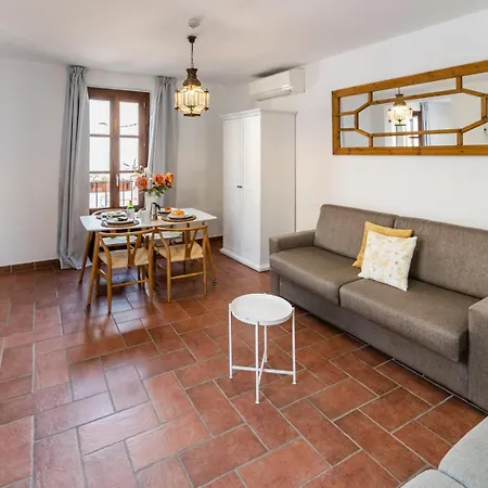 La Jⲟya De Patios - Turisticos Apartament *