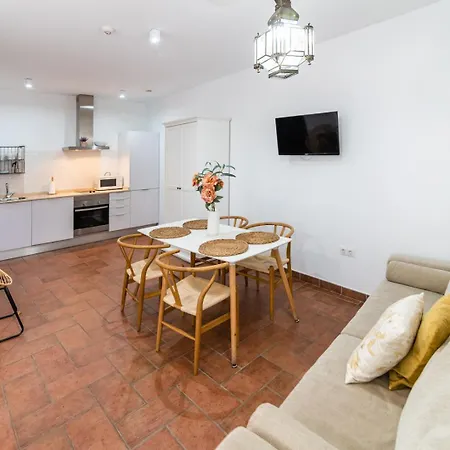 Apartament La Jⲟya De Patios - Turisticos Kordoba