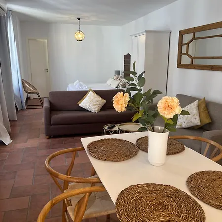 La Jⲟya De Patios - Turisticos Apartament