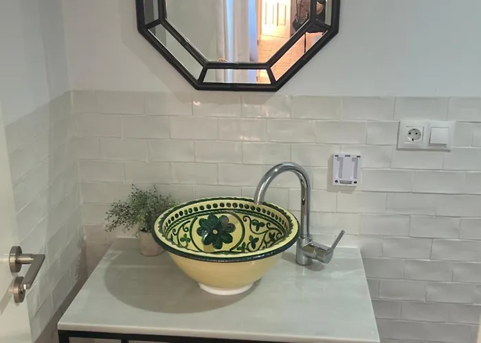 La Jⲟya De Patios - Turisticos Apartment *