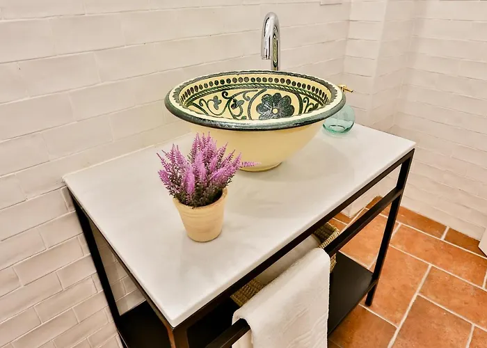 La Jⲟya De Patios - Turísticos *