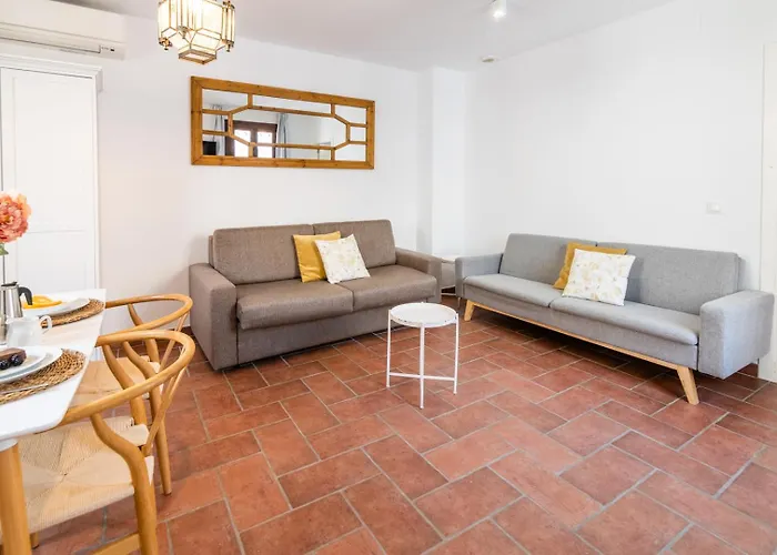 La Jⲟya De Patios - Turísticos *