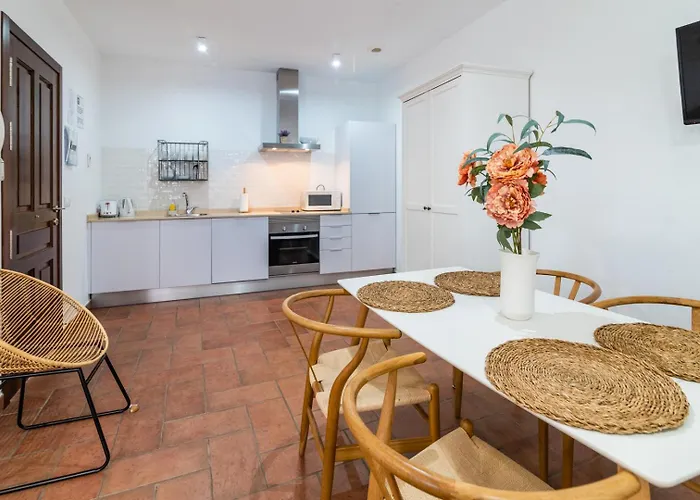 Apartamento La Jⲟya De Patios - Turísticos *